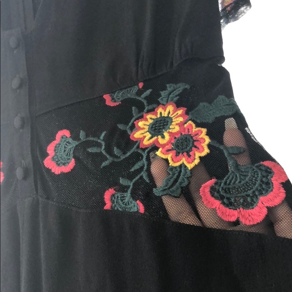 For love and lemons black romper floral appliqué - Picture 2 of 5